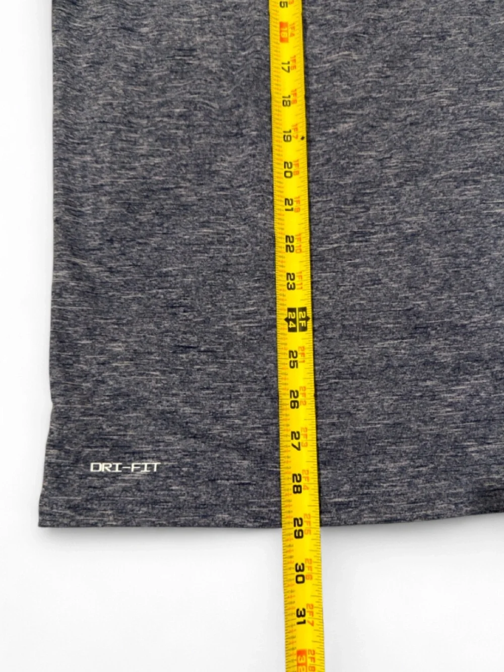 Nike Swim Hydroguard Essential Dri-FIT UV ShortSleeve Top Size Men’s Large (NWT)